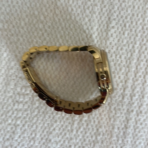 Michael Kors Gold Watch main image 10